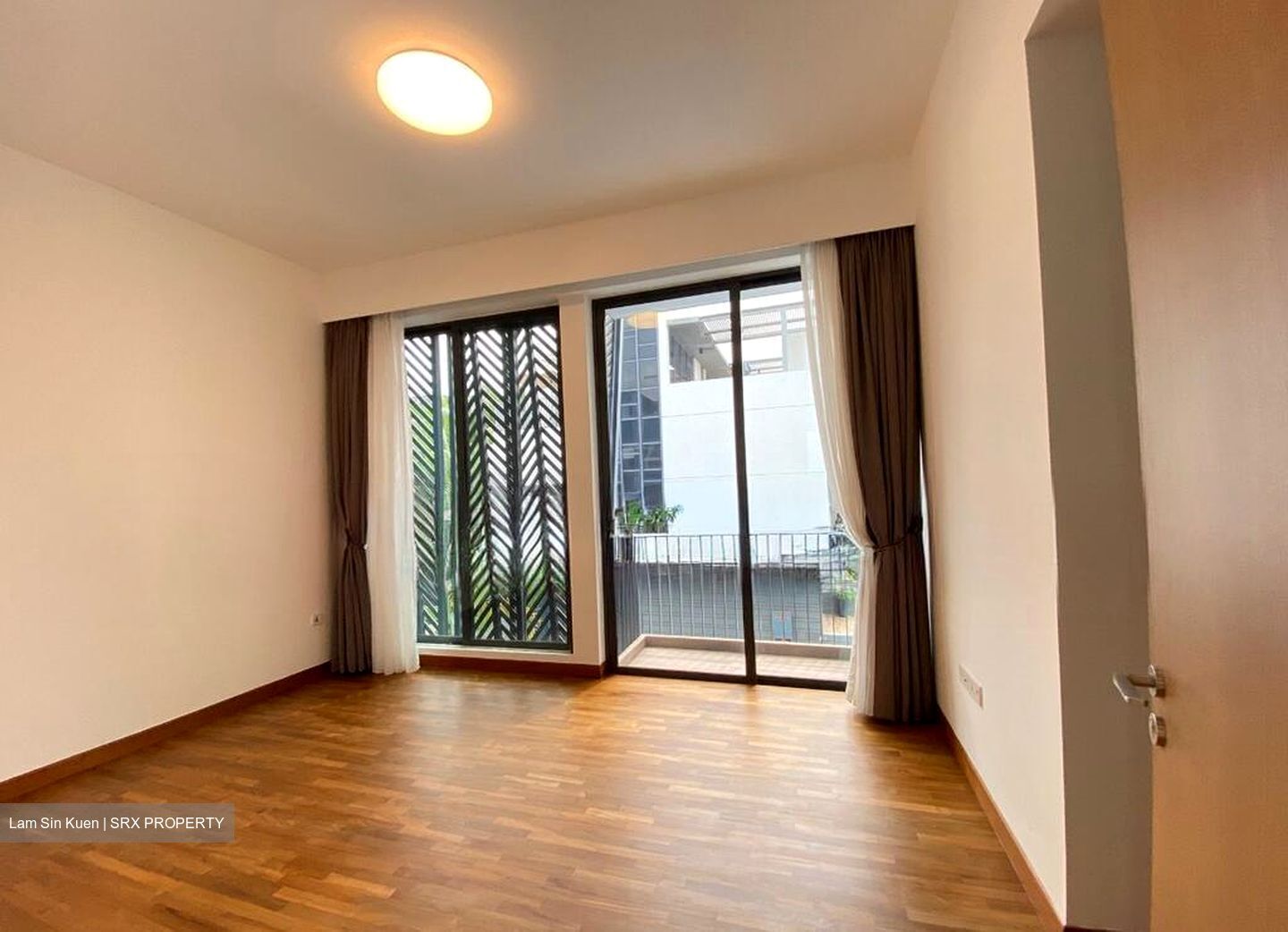 Sunrise Terrace (D28), Terrace #502374661